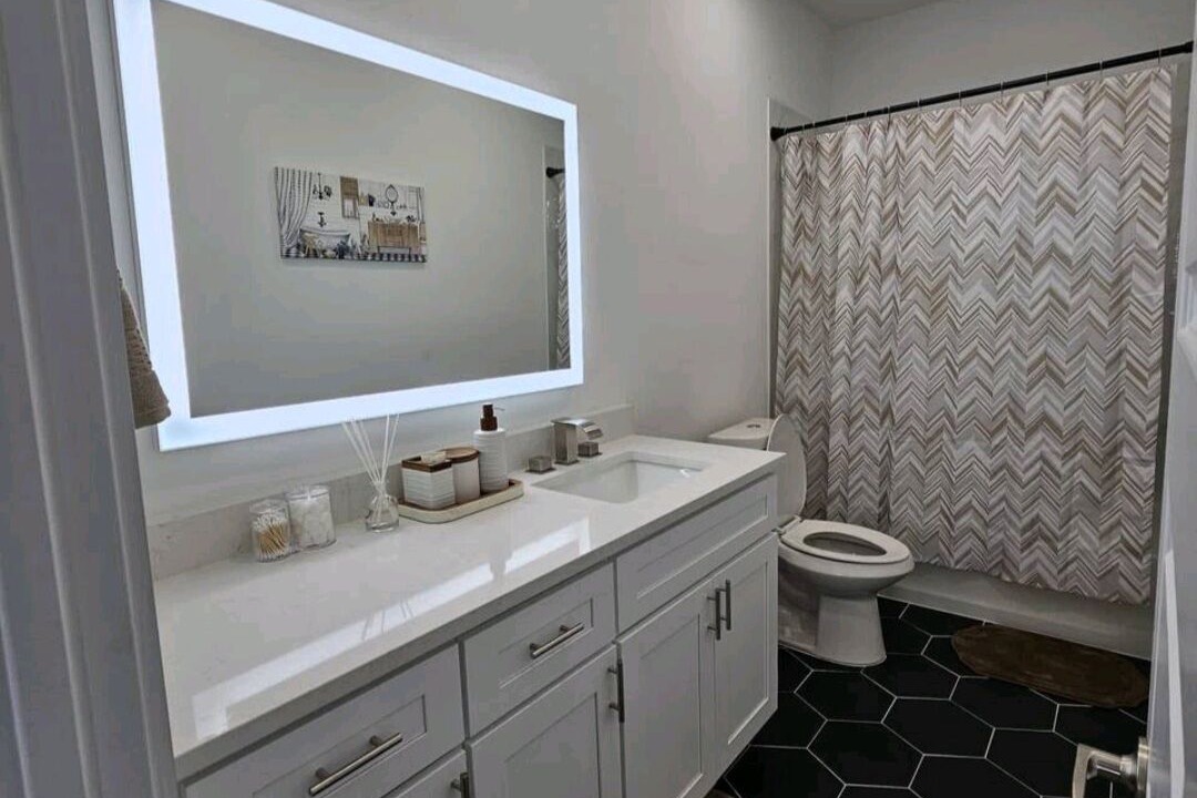 Photo of Bathroom in West Dallas
