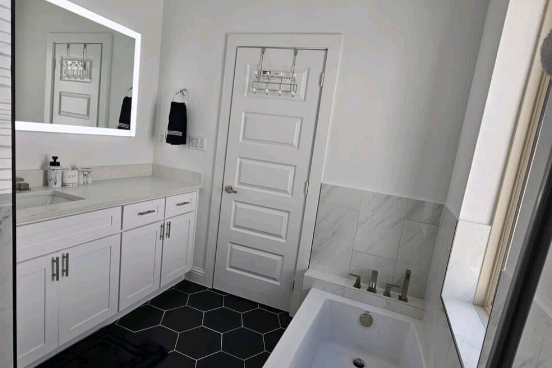Photo of Bathroom in West Dallas