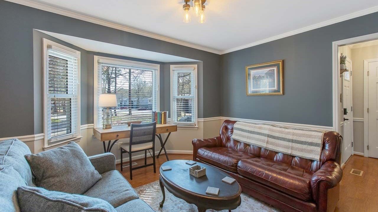Photo of Livingroom in North Raleigh