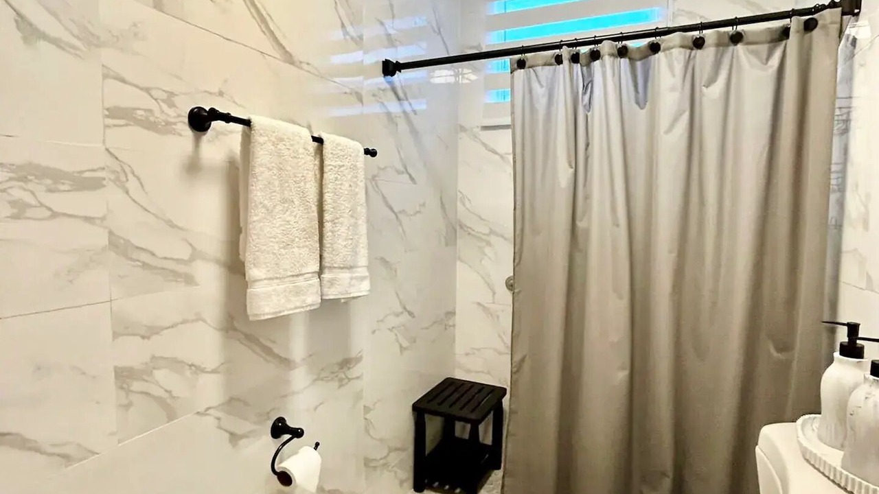 Photo of Bathroom in Isabel II