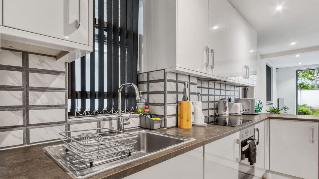 Photo of Kitchen in Southfields