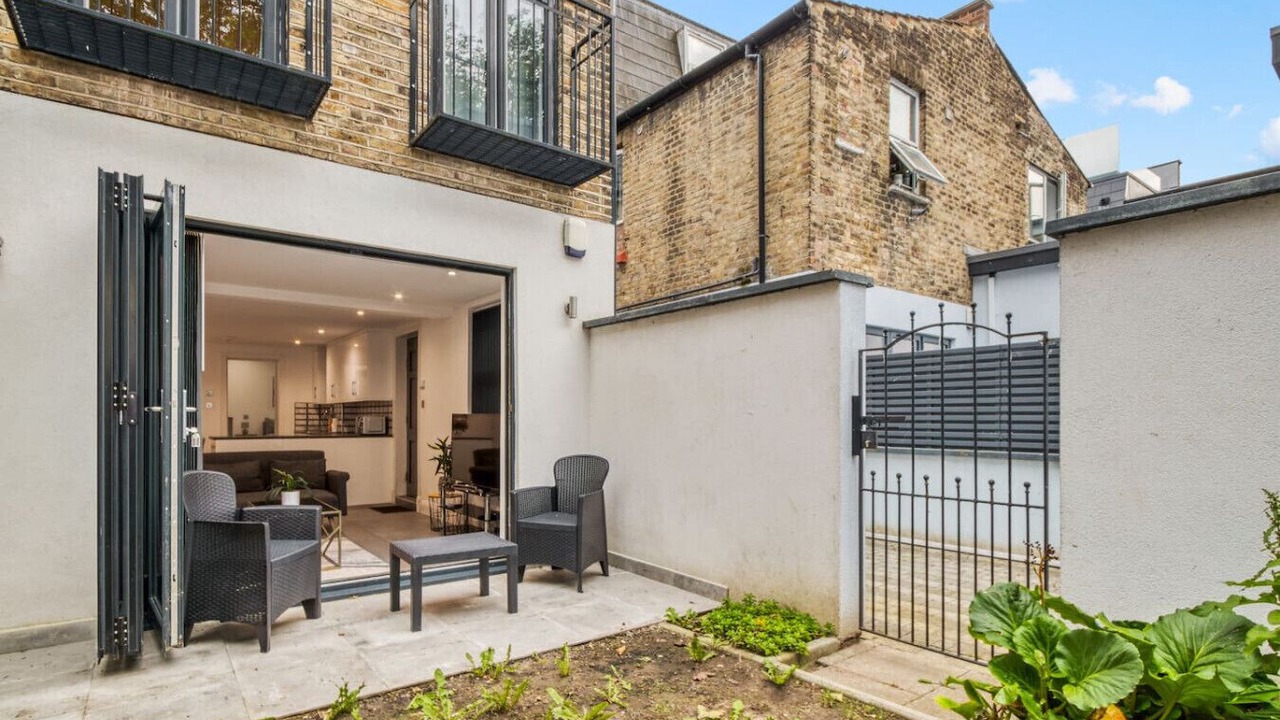 Photo of Patio Balcony in Southfields