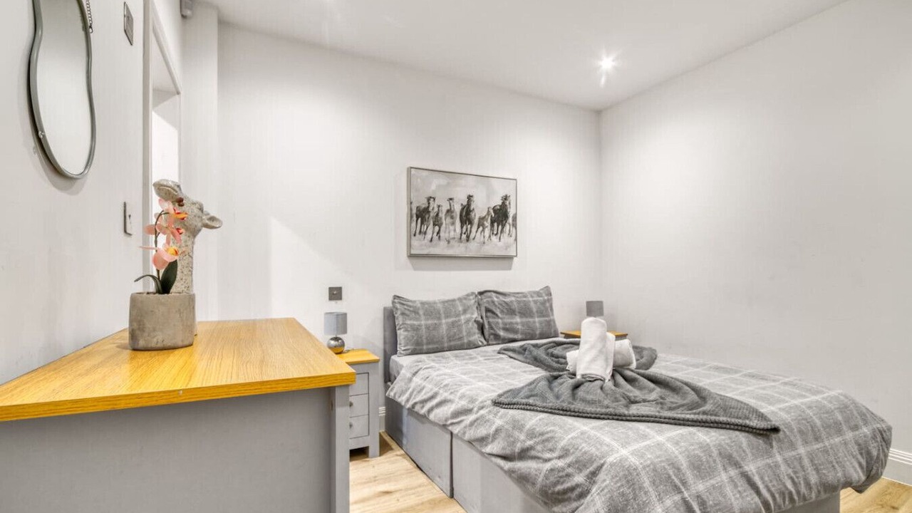 Photo of Bedroom in Southfields