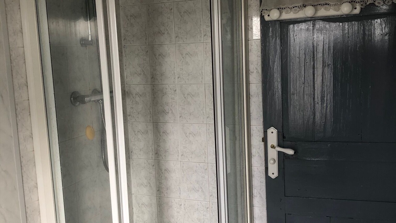 Photo of Bathroom in Cleden-Cap-Sizun