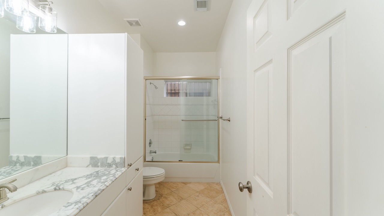 Photo of Bathroom in Hyde Park