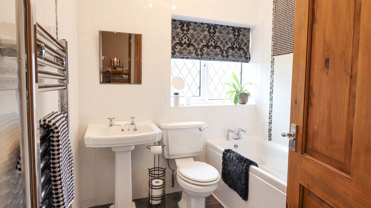 Photo of Bathroom in Penrhyn Bay