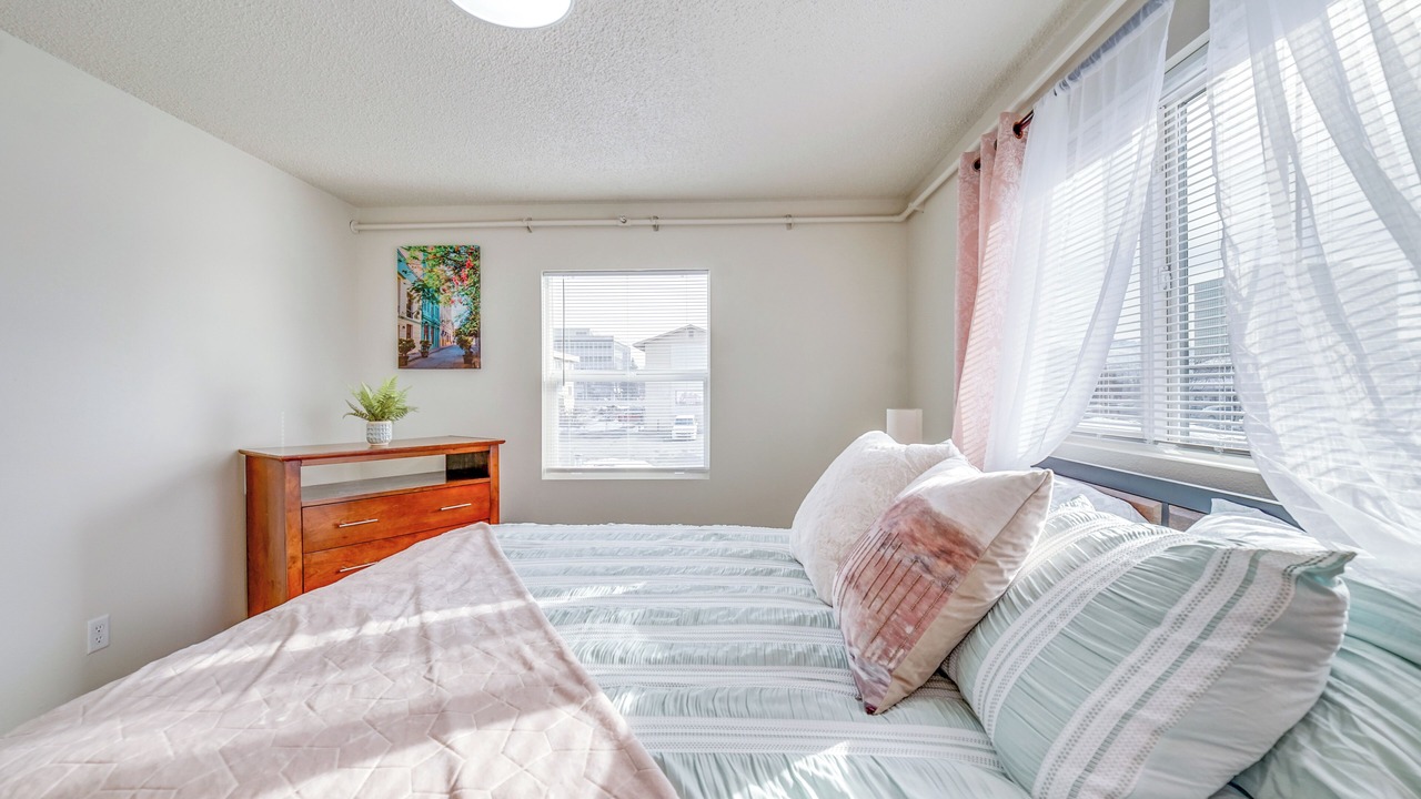 Photo of Bedroom in Midtown Anchorage