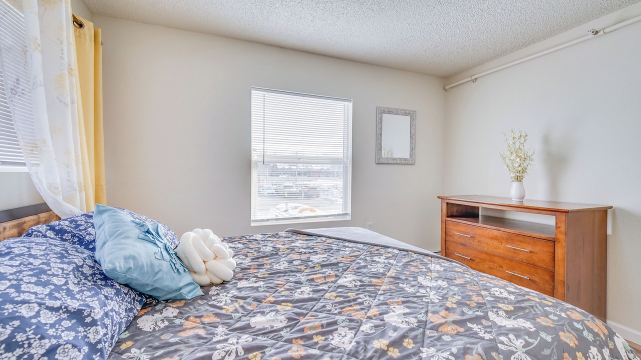 Photo of Bedroom in Midtown Anchorage
