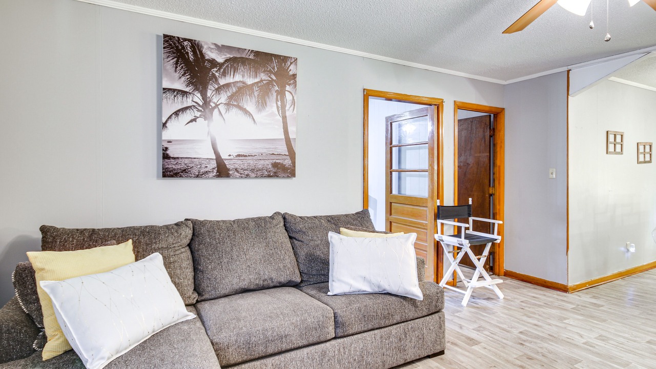 Photo of Livingroom in Sumter County