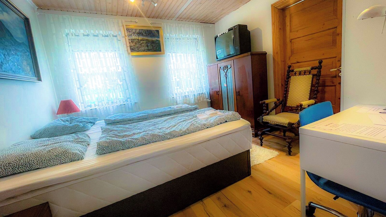 Photo of Bedroom in Give