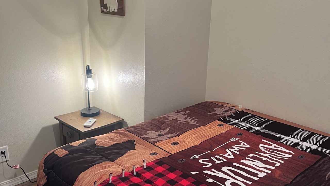 Photo of Bedroom in Chiloquin