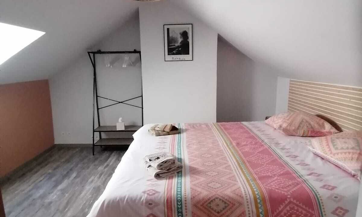 Photo of Bedroom in Sassay