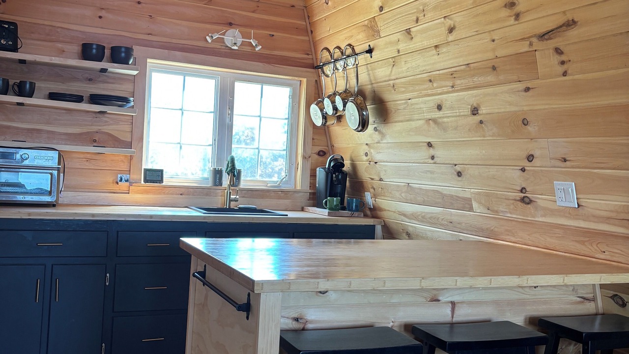 Photo of Kitchen in Corran Ban