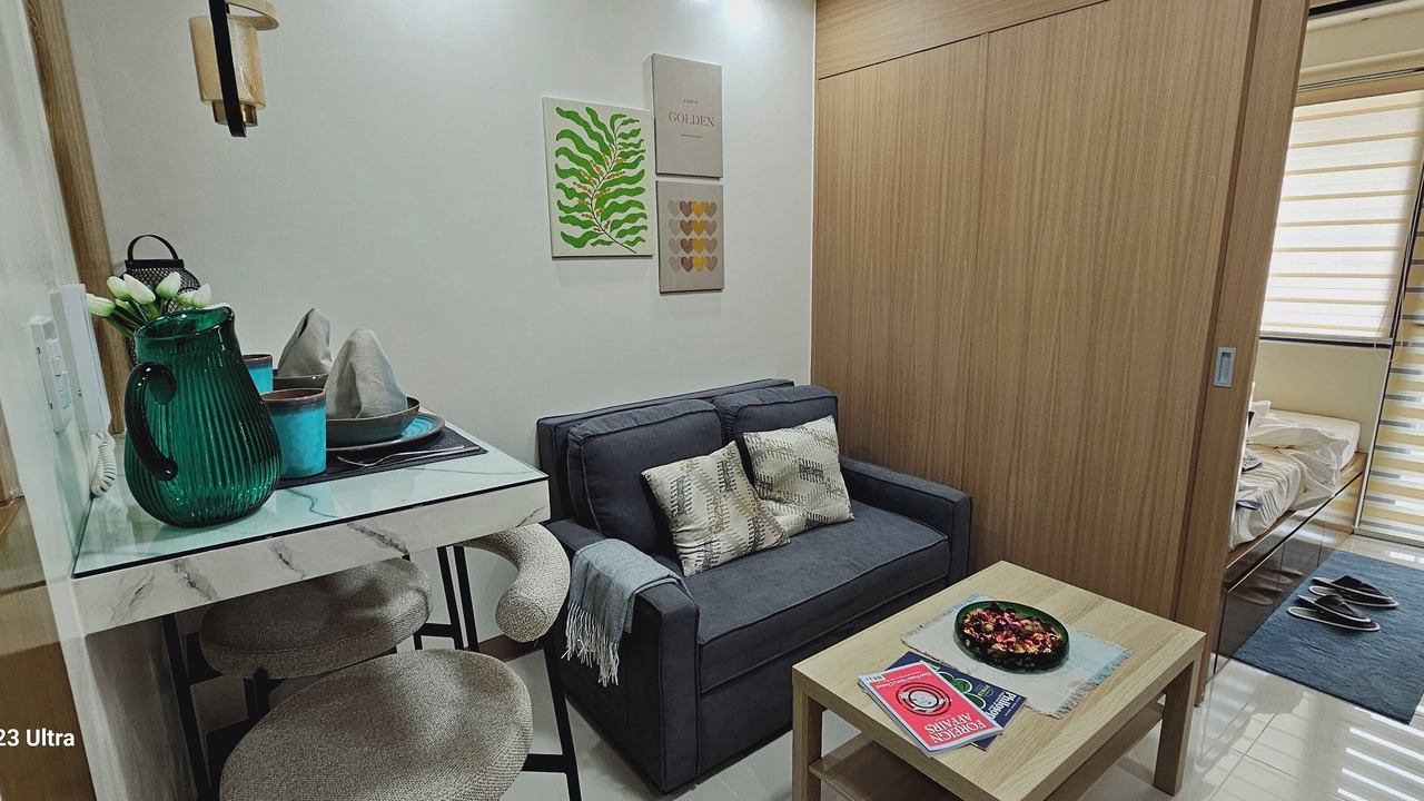 Photo of Livingroom in Legazpi Village