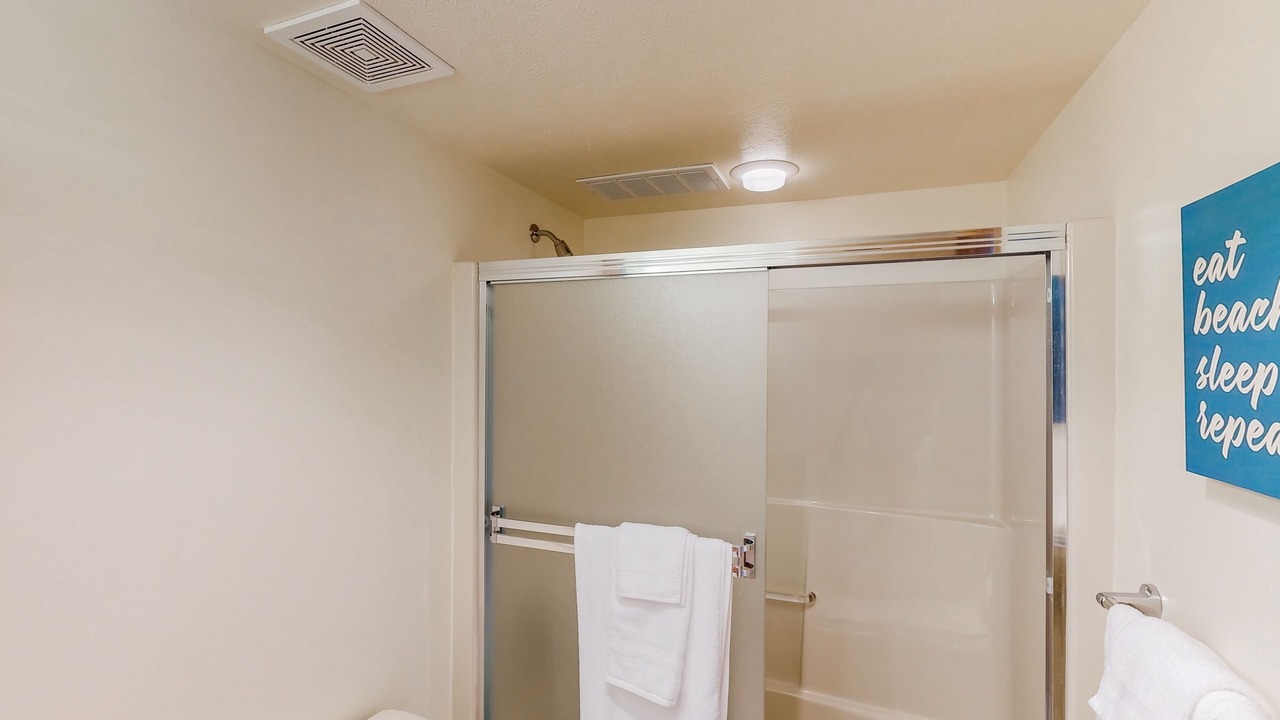 Photo of Bathroom in Loon Lake