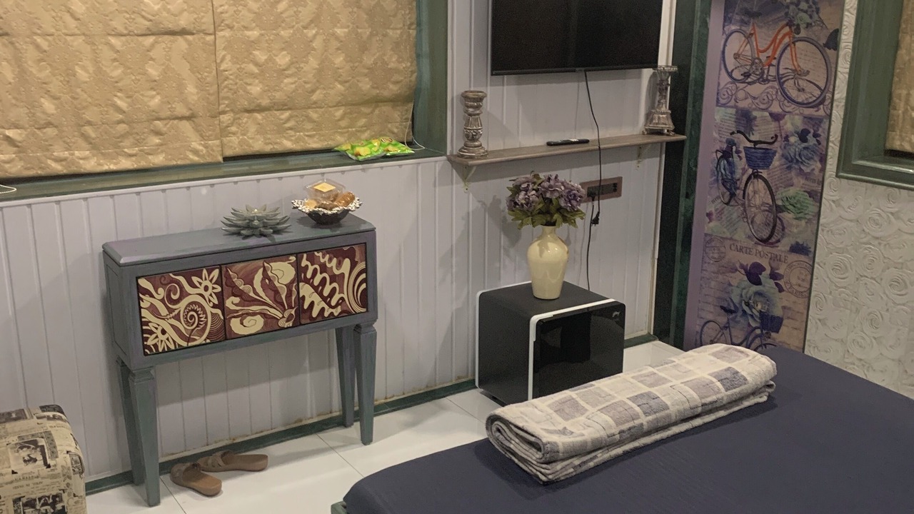 Photo of Bedroom in Versova
