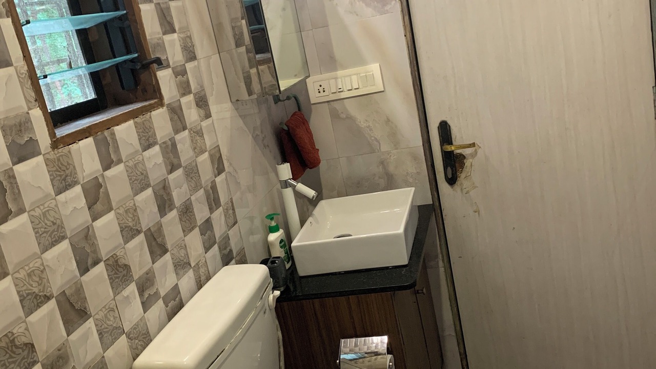 Photo of Bathroom in Versova