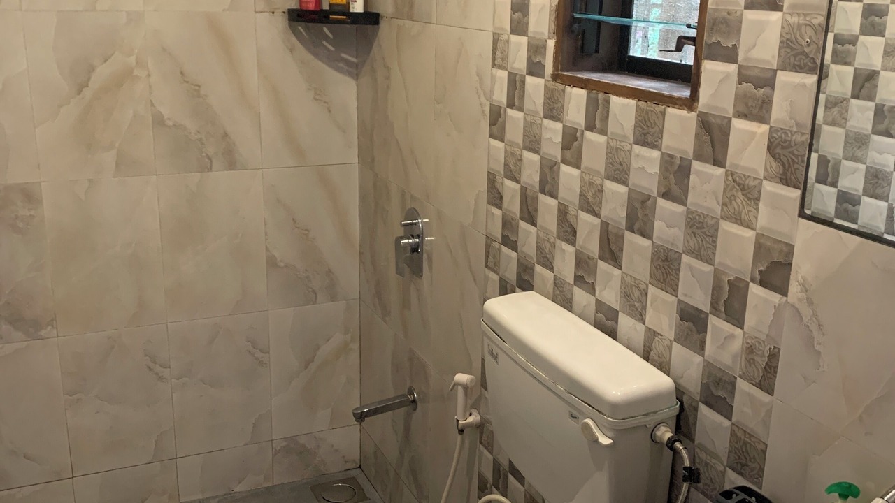 Photo of Bathroom in Versova