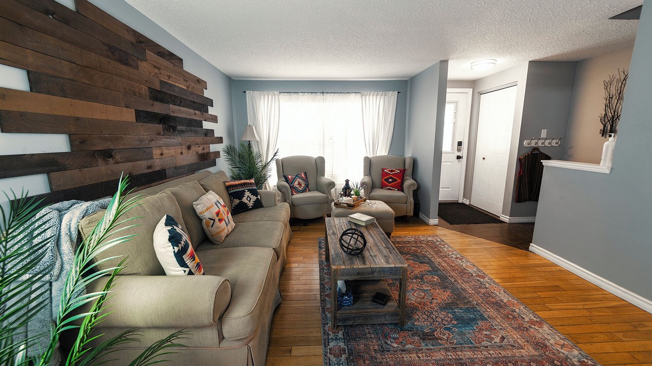 Photo of Livingroom in Guelph