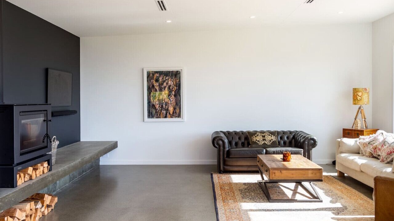 Photo of Livingroom in Dyerville
