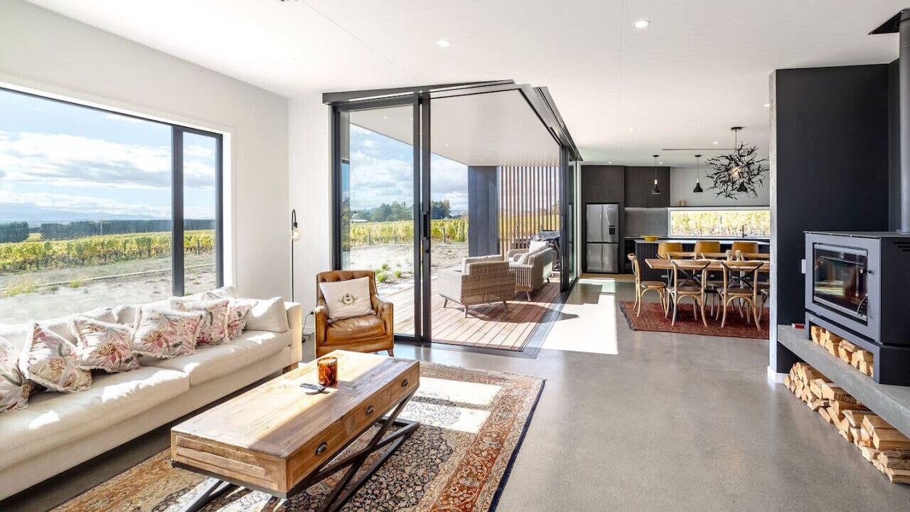 Photo of Livingroom in Dyerville