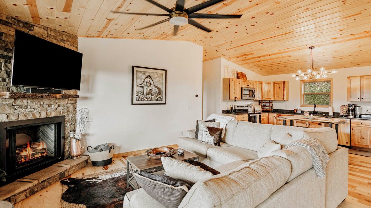 Photo of Livingroom in Murphy