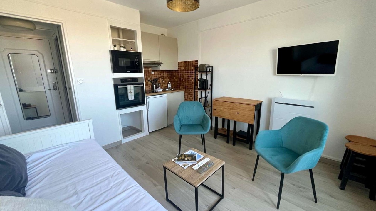 Photo of Bedroom in Courseulles-sur-Mer