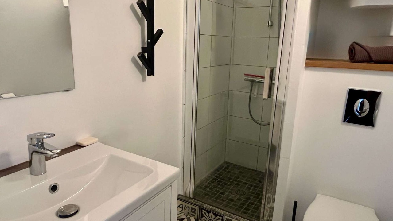 Photo of Bathroom in Courseulles-sur-Mer