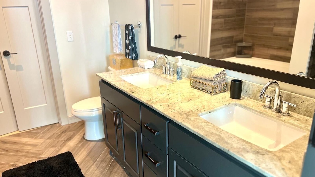 Photo of Bathroom in Uptown