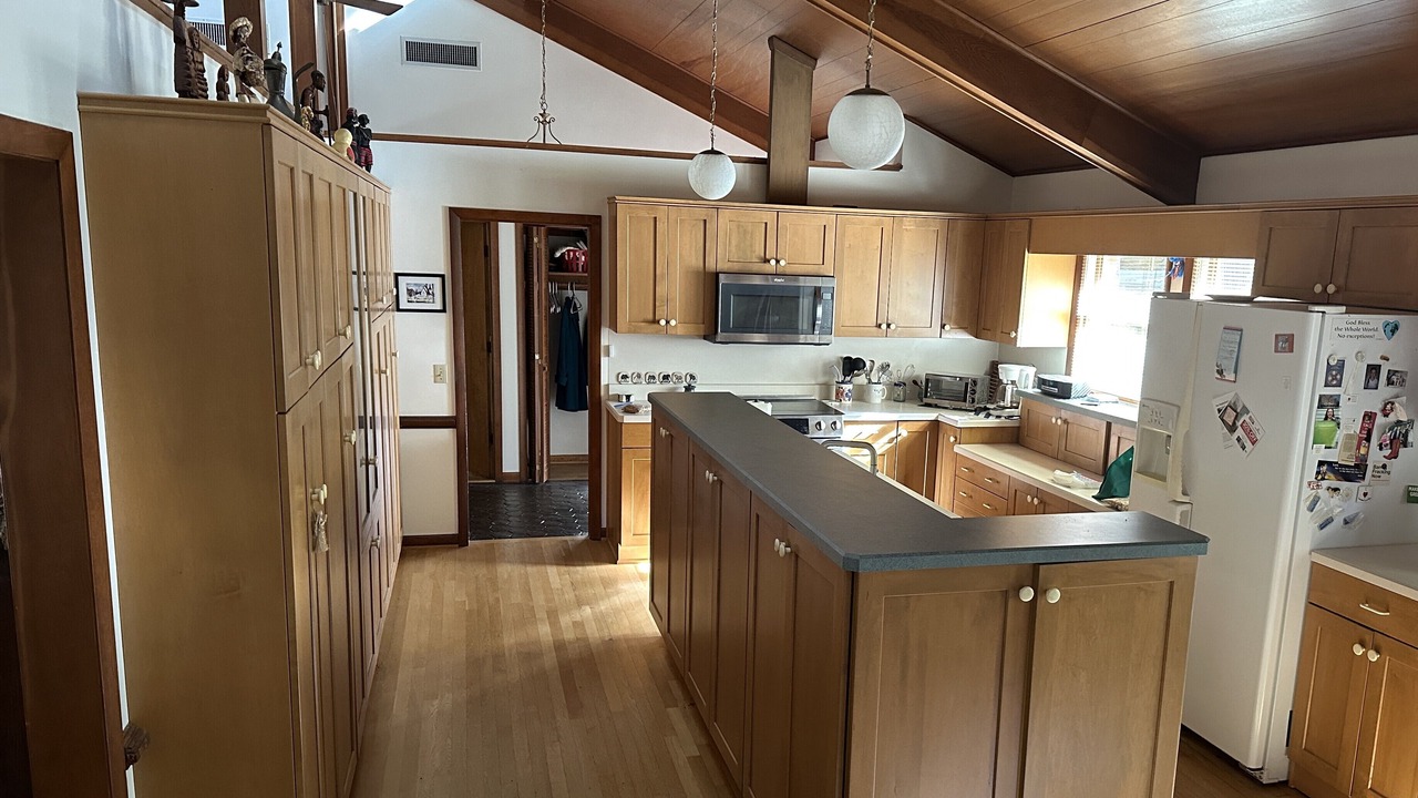 Photo of Kitchen in Grissom - Highland
