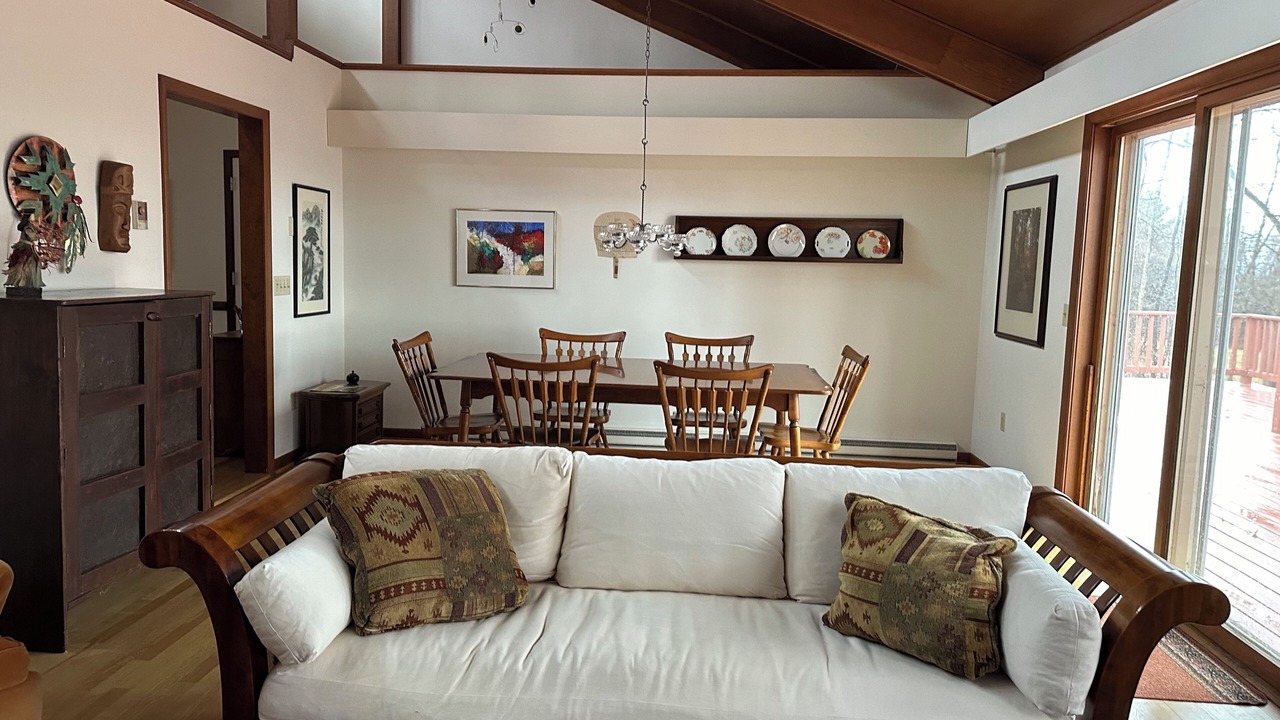 Photo of Livingroom in Grissom - Highland