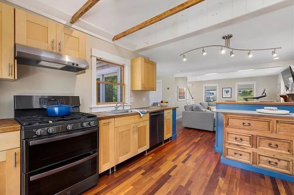 Photo of Kitchen in Jamestown