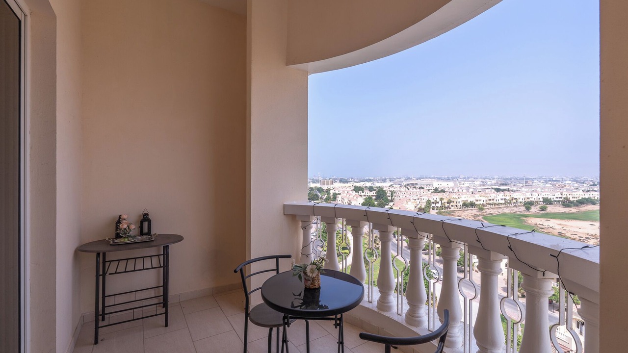Photo of Patio Balcony in Al Hamra Village