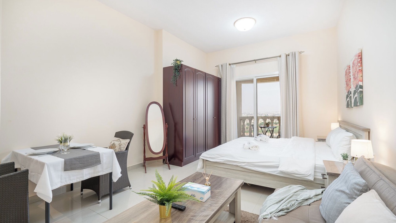 Photo of Bedroom in Al Hamra Village