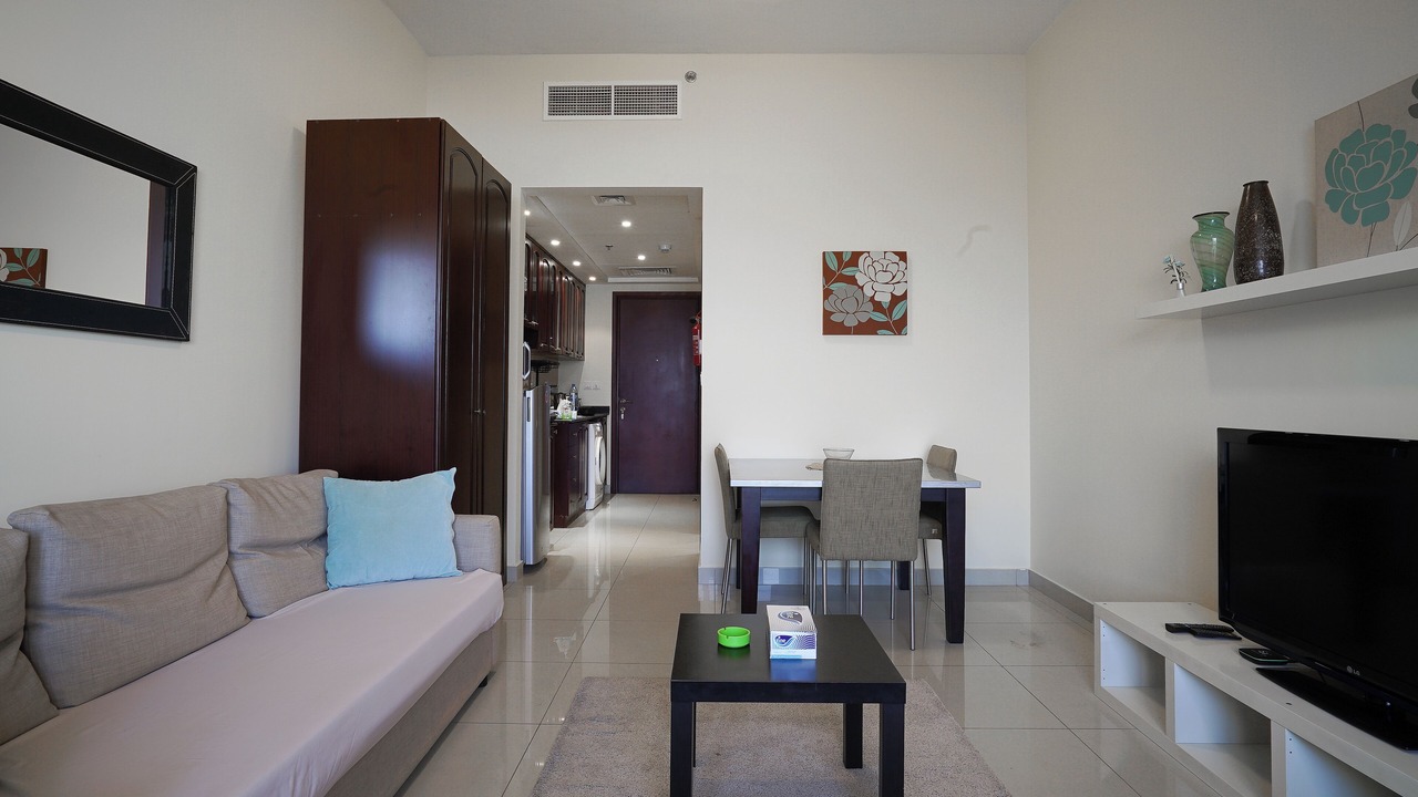 Photo of Livingroom in Al Hamra Village