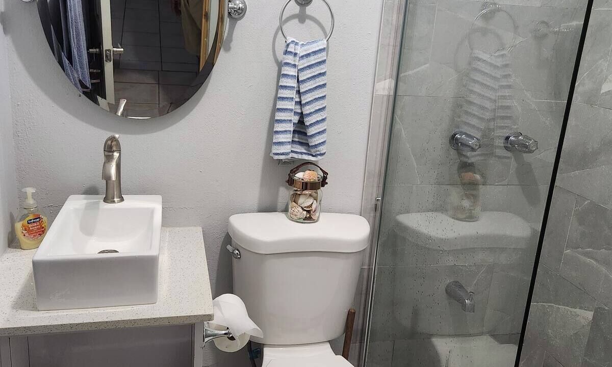 Photo of Bathroom in Playa Fortuna