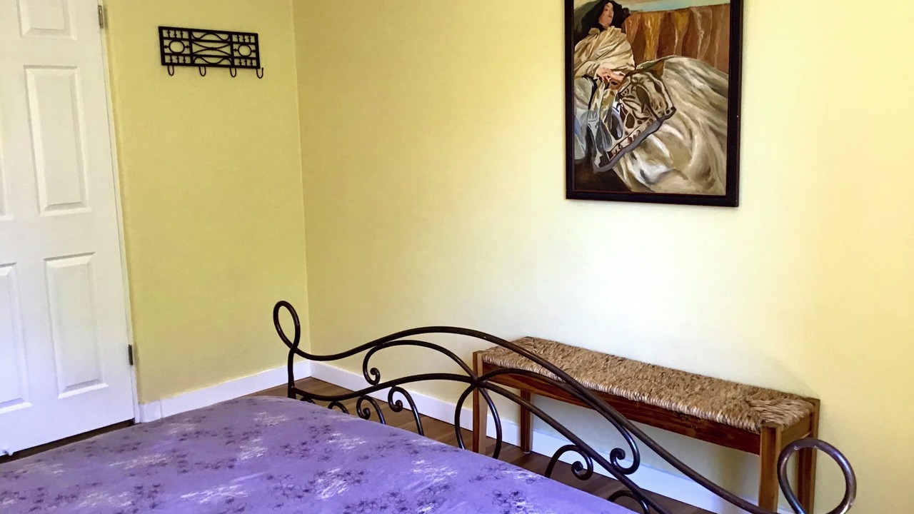 Photo of Bedroom in Raynolds Addition