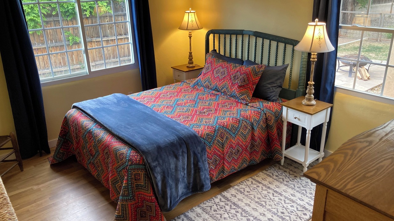 Photo of Bedroom in Raynolds Addition