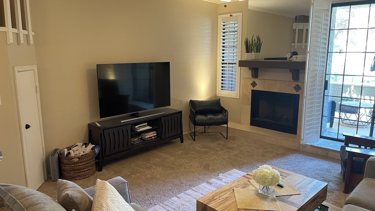 Photo of Livingroom in McCormick Ranch