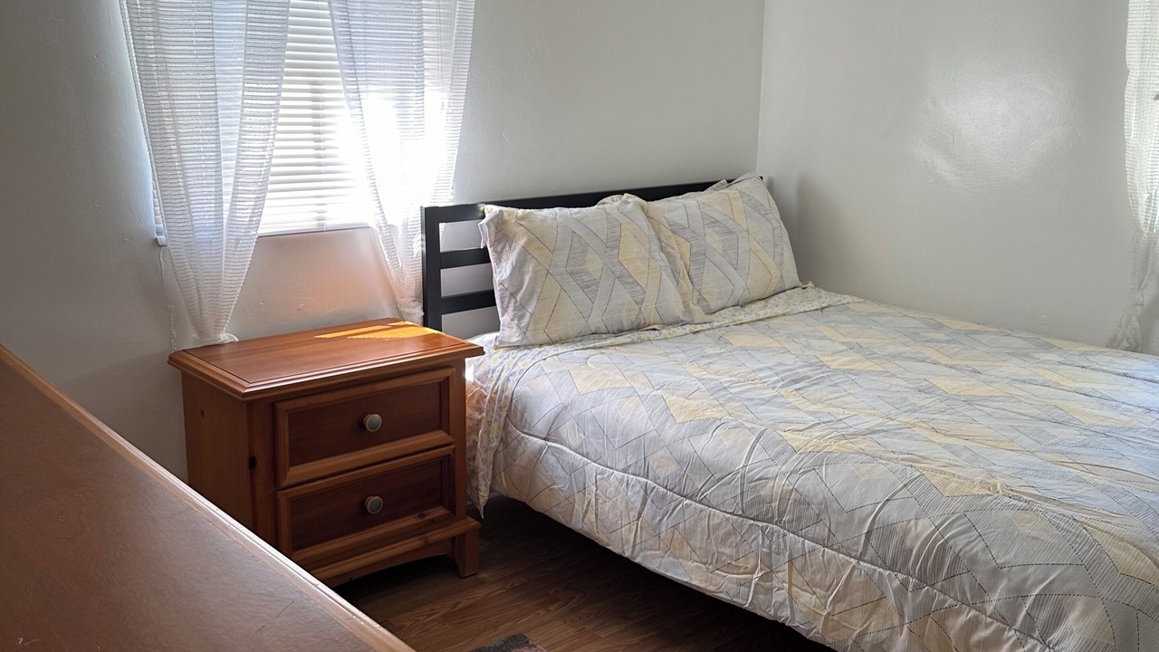 Photo of Bedroom in Max Meadows