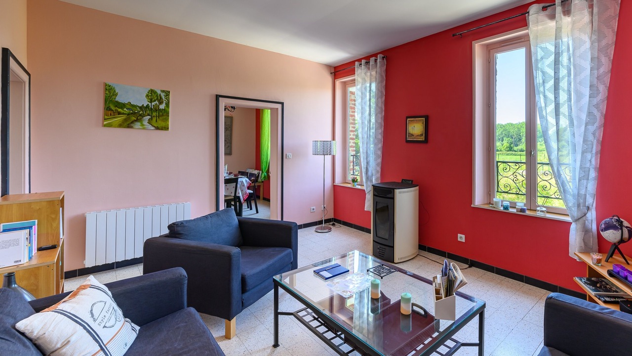 Photo of Livingroom in Lesquielles-Saint-Germain