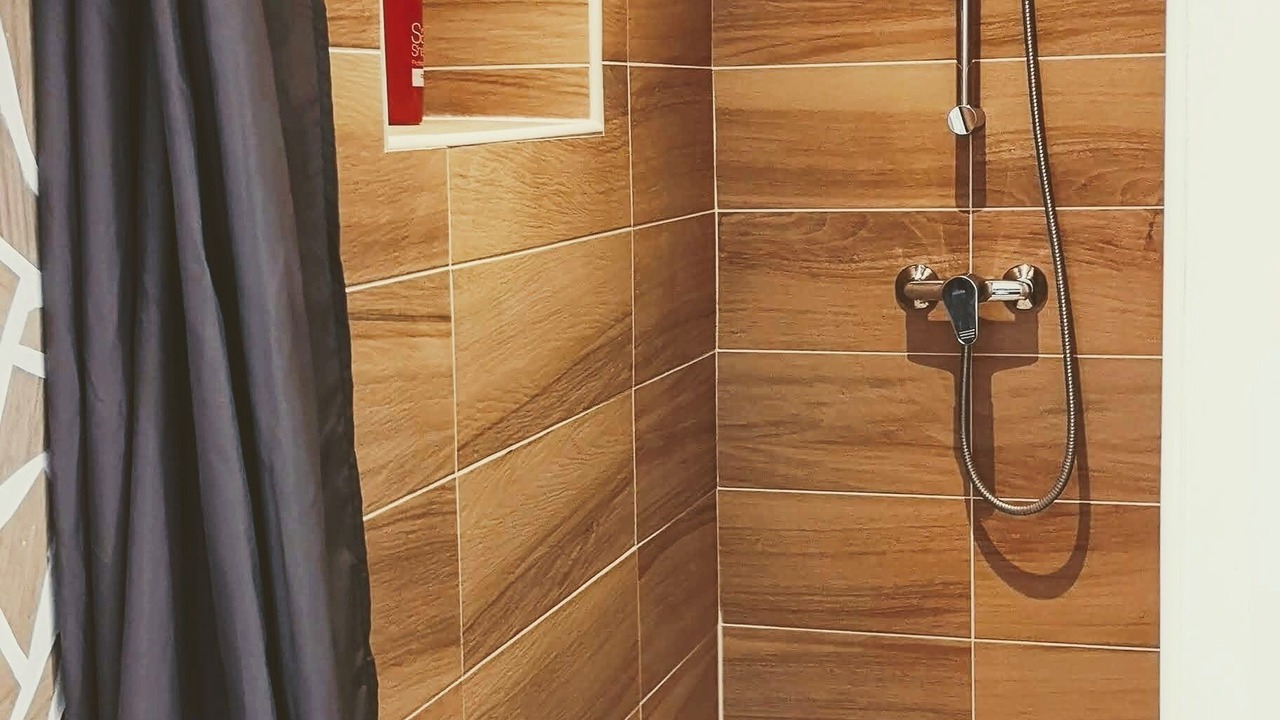 Photo of Bathroom in Tuffe Val de la Cheronne