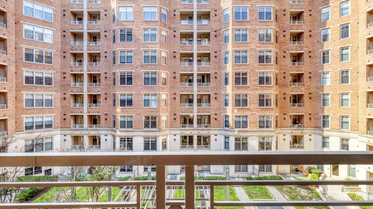 Photo of Outdoor in West End