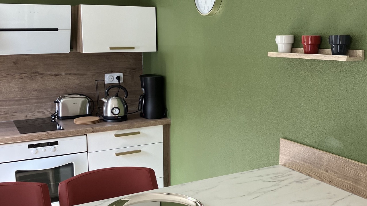 Photo of Kitchen in Pin - Vert Galant