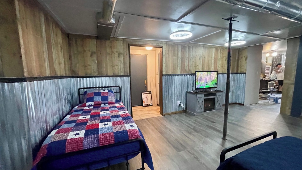Photo of Bedroom in Bluefield