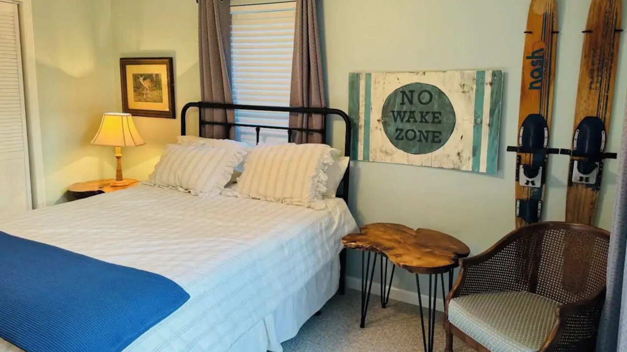 Photo of Bedroom in Laceys Spring