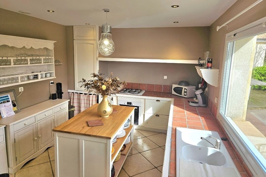 Photo of Kitchen in Tour-en-Bessin