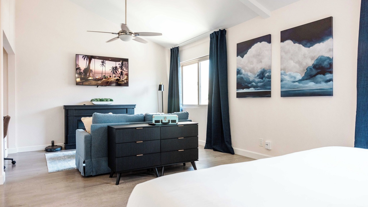 Photo of Bedroom in West Carson