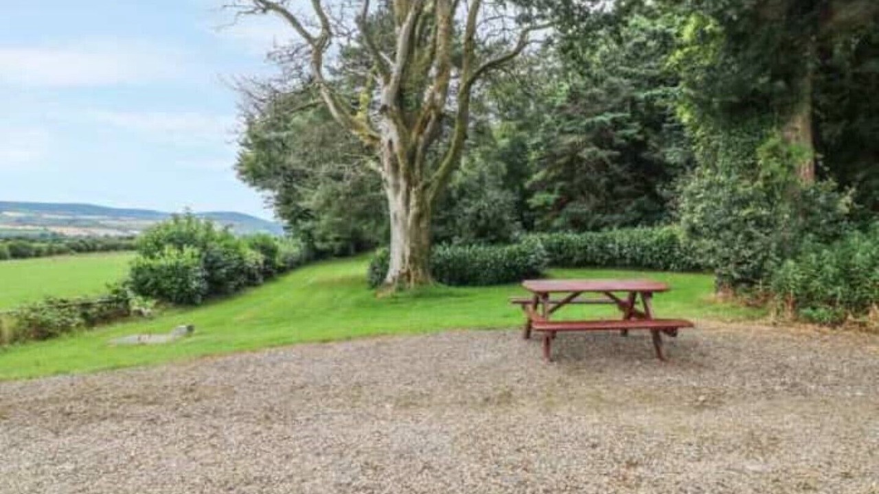 Photo of Outdoor in Knockaderry Cross Roads