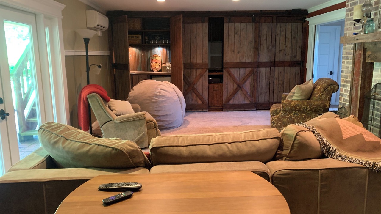 Photo of Livingroom in Grissom - Highland